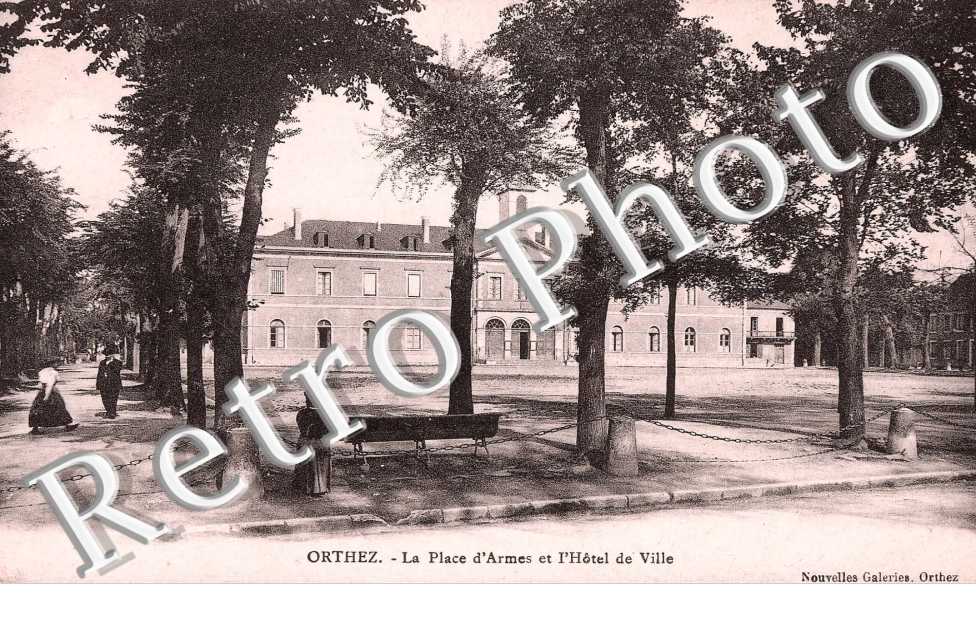 Place d'Armes et Hotel de Ville