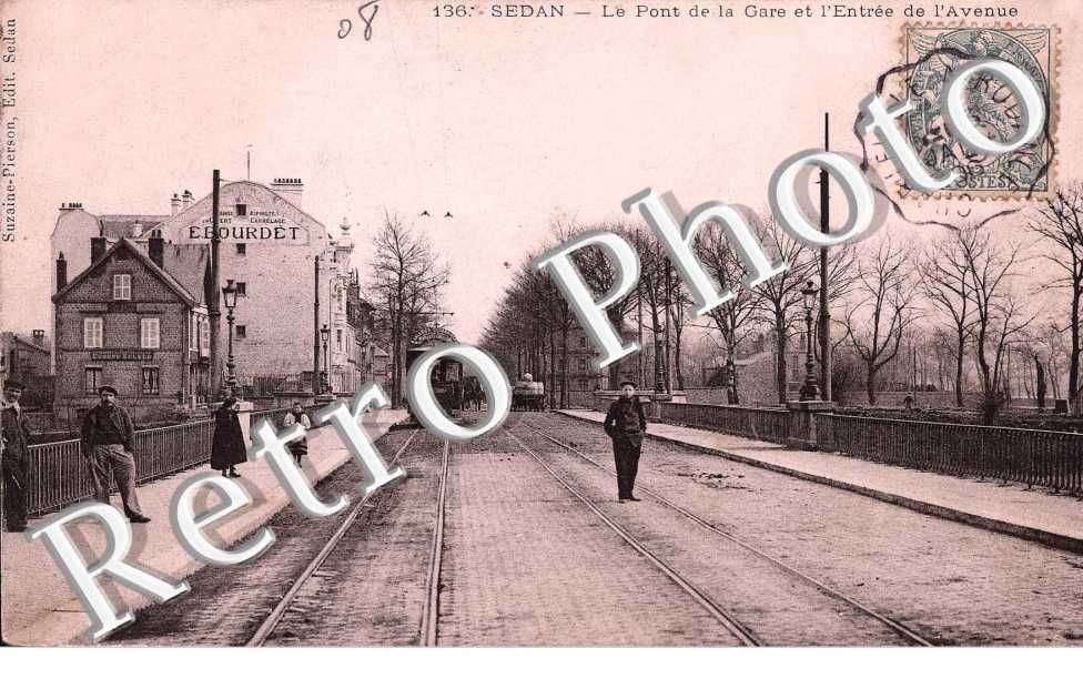 Le Pont de la Gare et l'Entree de l'Avenue