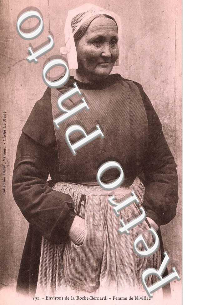FEMME DE NIVILLAC