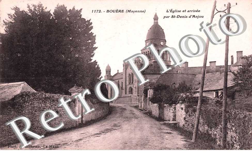 L'eglise et arrivee par Saint-Denis d'Anjou