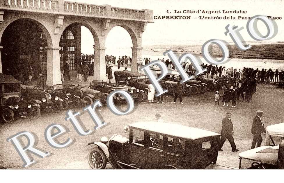 l' entree de la passe et la place