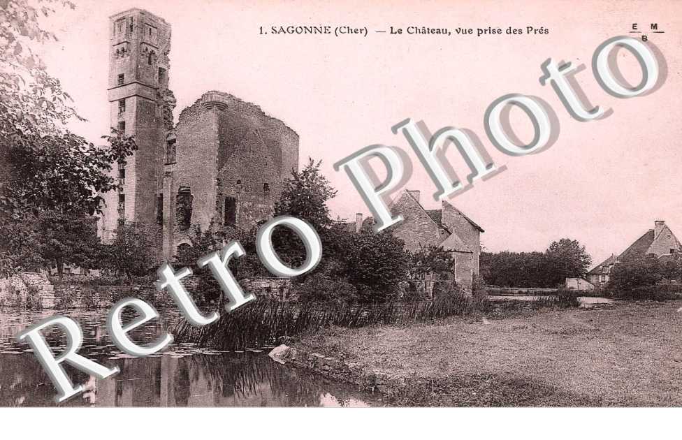 Le Chateau vue prise des pres