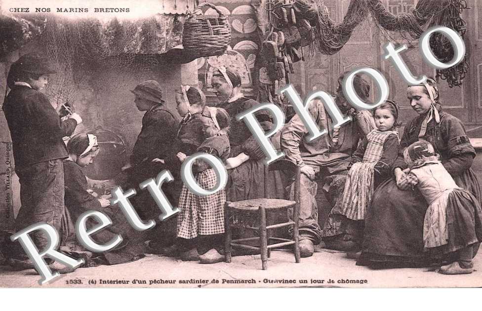 interieur d'un pecheur sardinier - un jour de chomage
