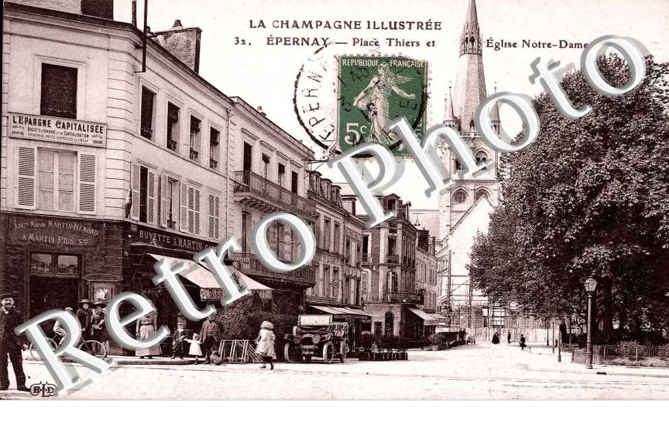 Place Thiers et eglise Notre-Dame