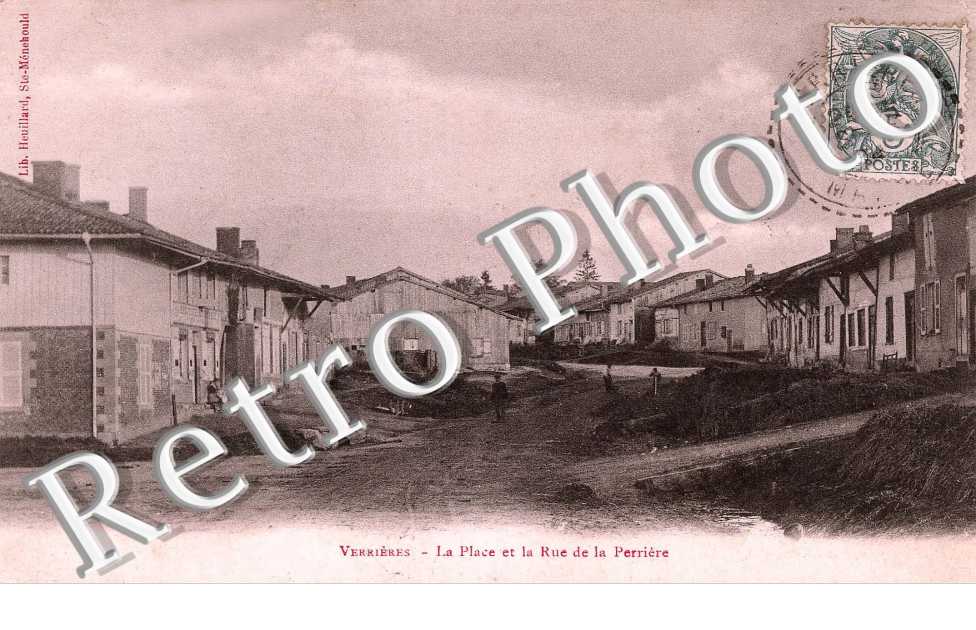 place et rue de la Perriere