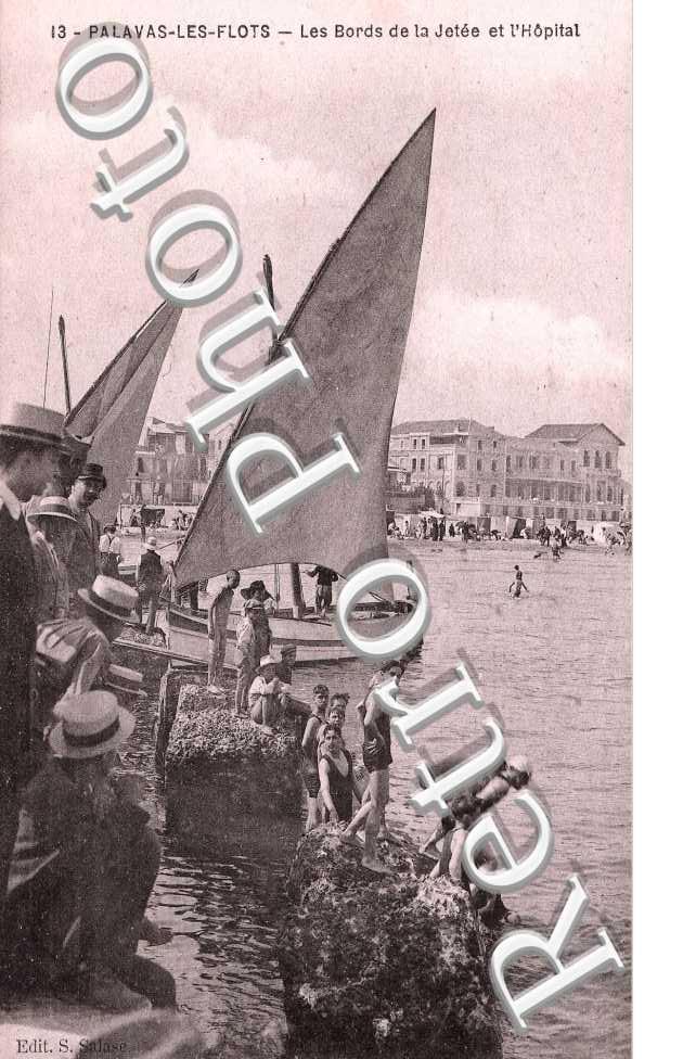 Les bords de la jetee et l'hopital
