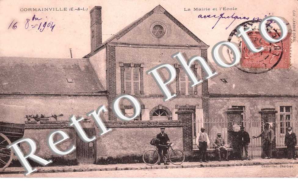 la mairie et l'ecole