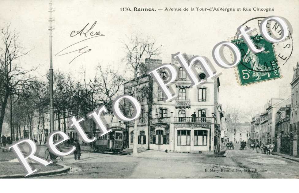avenue de la Tour d'Auvergne et rue Chicogne