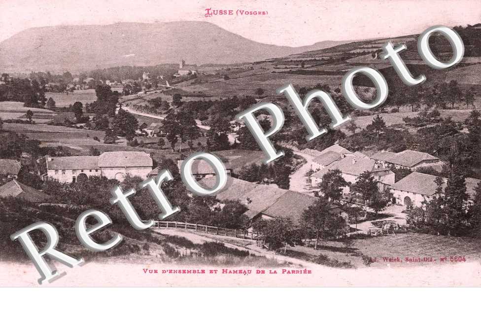 Vue d'ensemble et hameau de la parriee