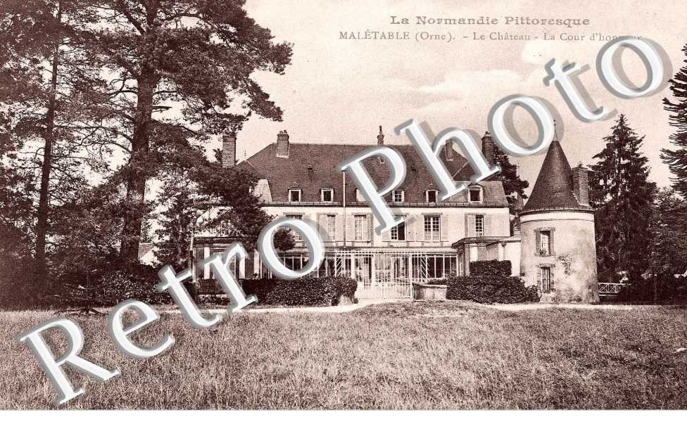 LA NORMANDIE PITTORESQUE LA COUR D'HONNEUR