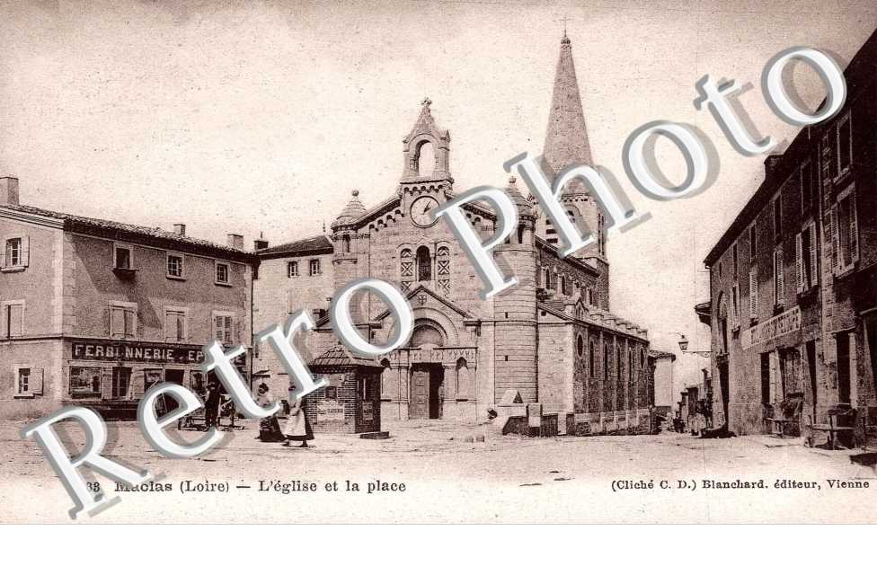 l'eglise et la place