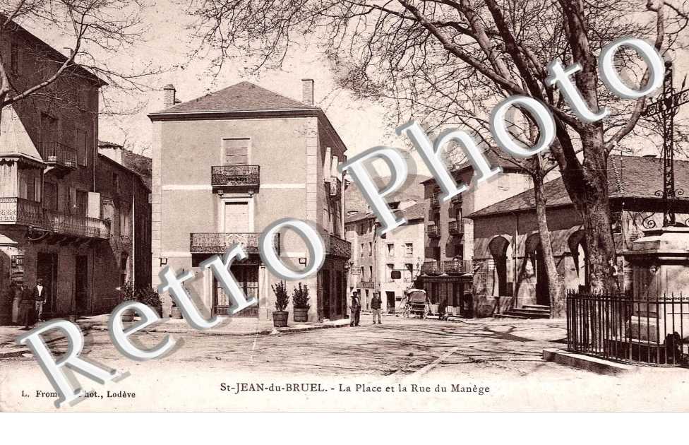 La place et la rue du Manege