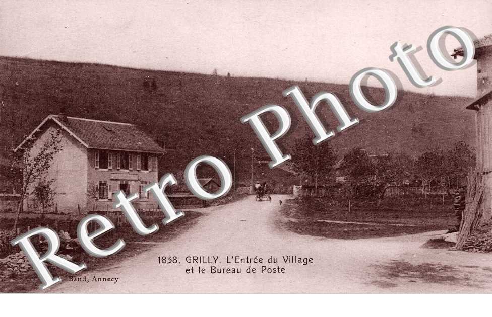 Entree du village et bureau de poste