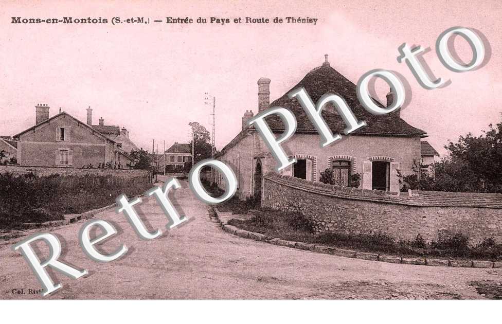 Entree du pays et route de Thenisy