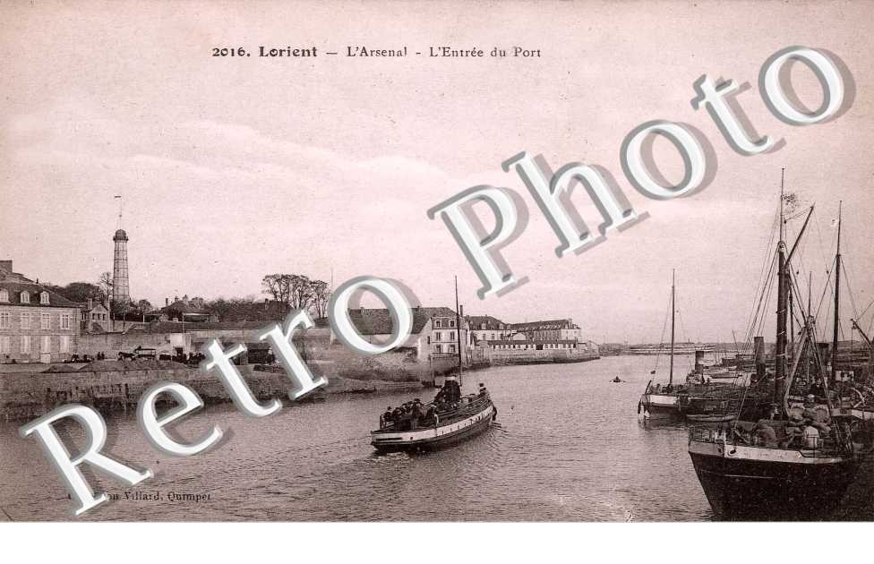 L'ARSENAL, L'ENTREE DU PORT