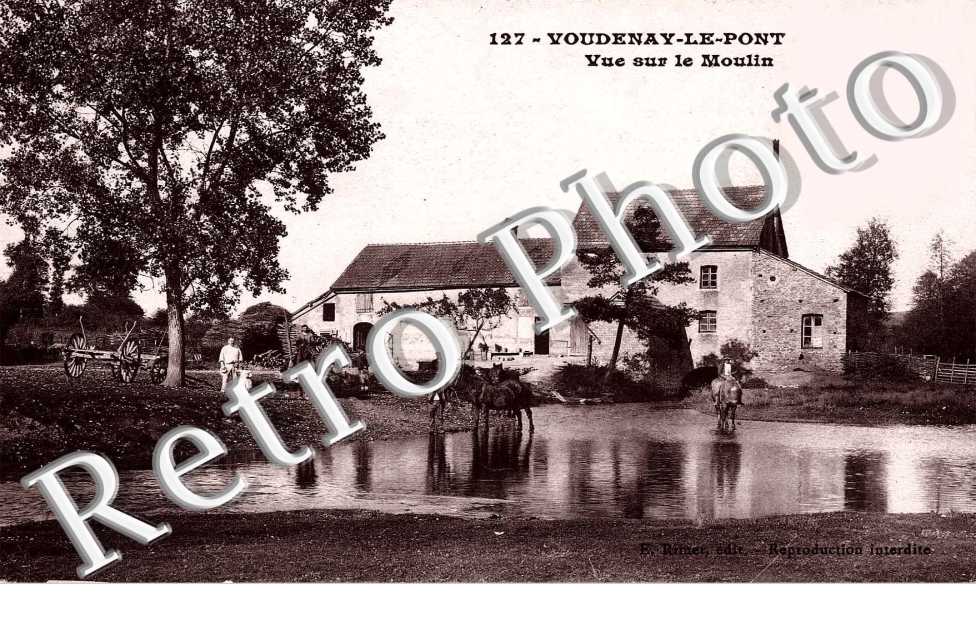 VUE SUR LE MOULIN