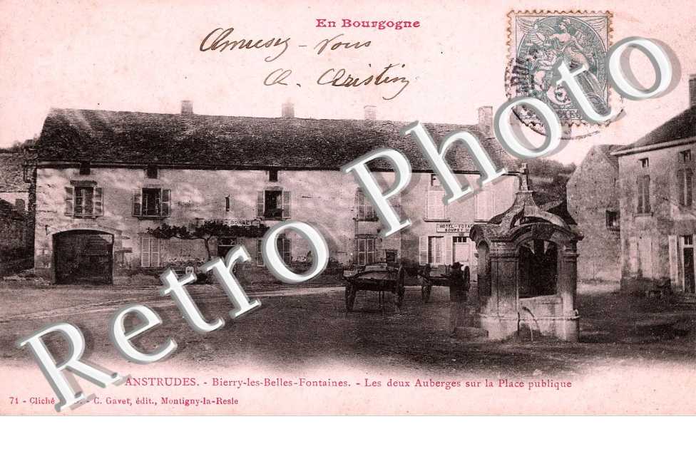 ANSTRUDES Les deux Auberges sur la Place Publique