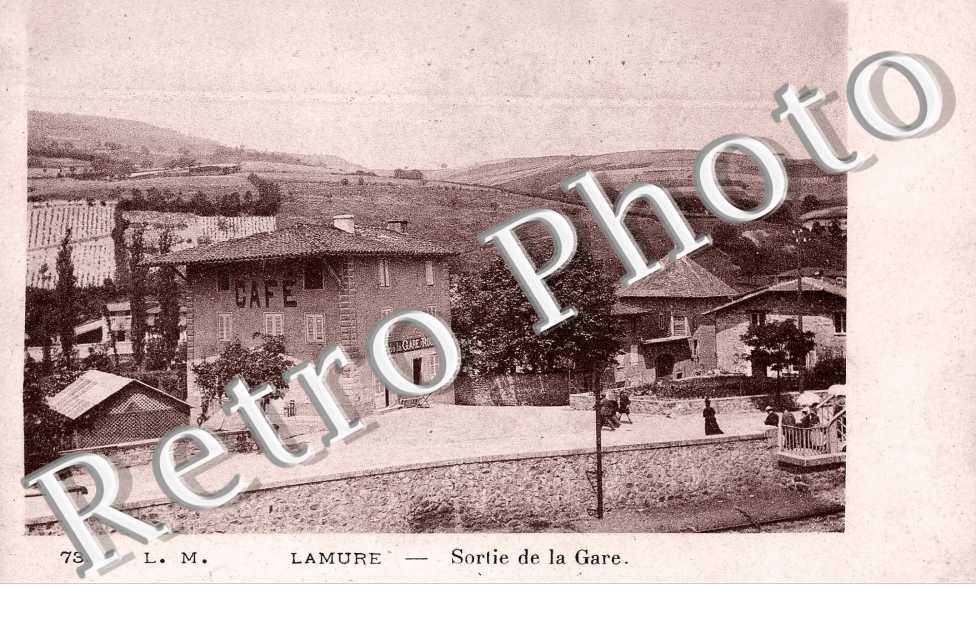Sortie de la gare - cafe de la gare