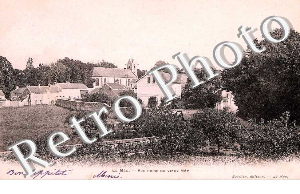 Vue prise du vieux Mee
