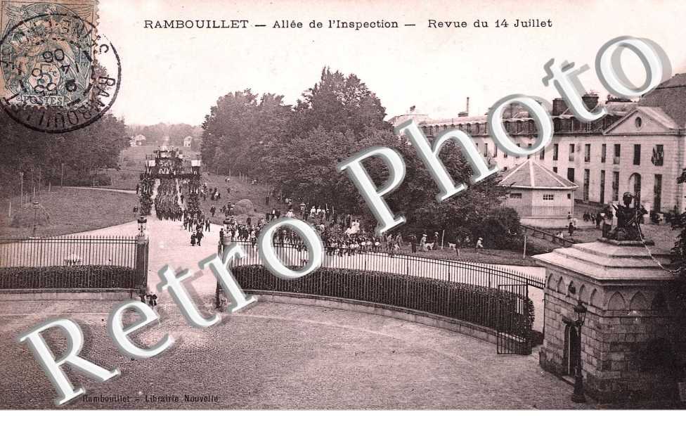 Allée de l'Inspection - Revue du 14 Juillet