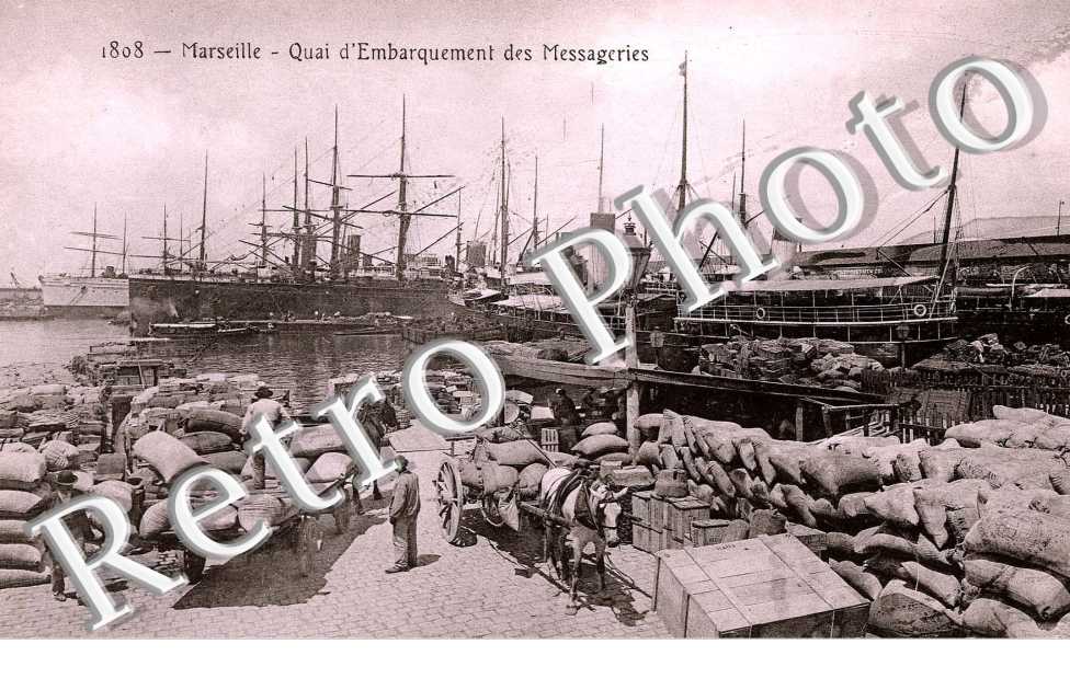 QUAI D'EMBARQUEMENT DES MESSAGERIES