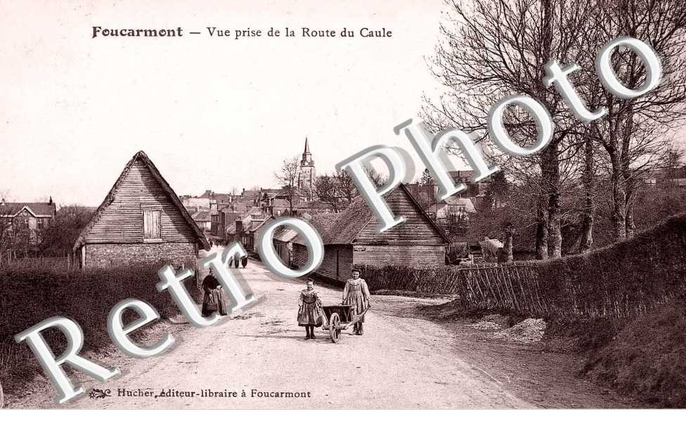 Vue prise de la route du Caule