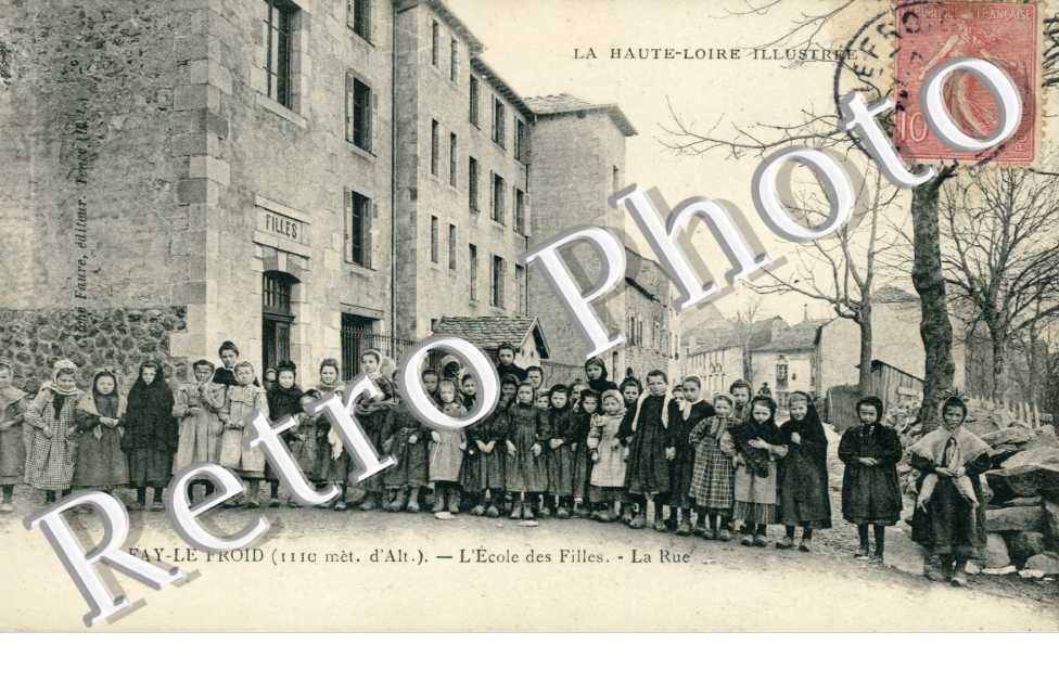 l'ecole des filles, la rue