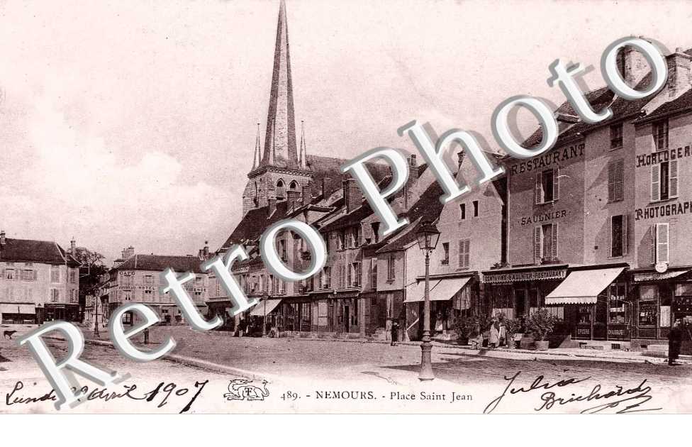 PLACE ST JEAN