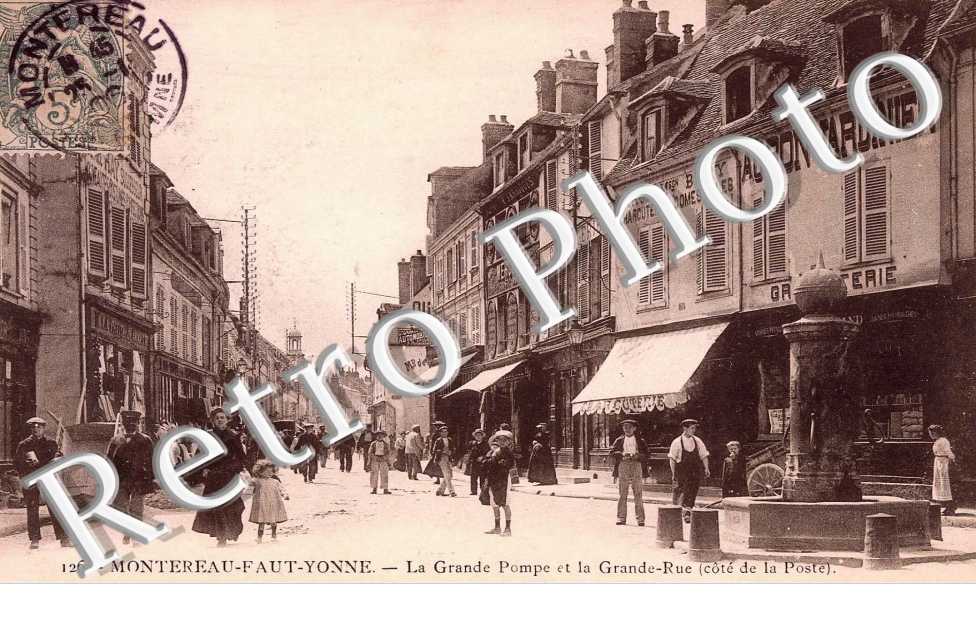 la Grande Pompe et la Grande Rue (cote de la Poste)