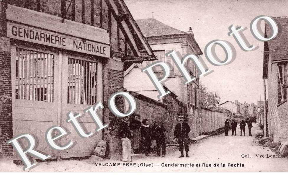gendarmerie et rue de la Rachie