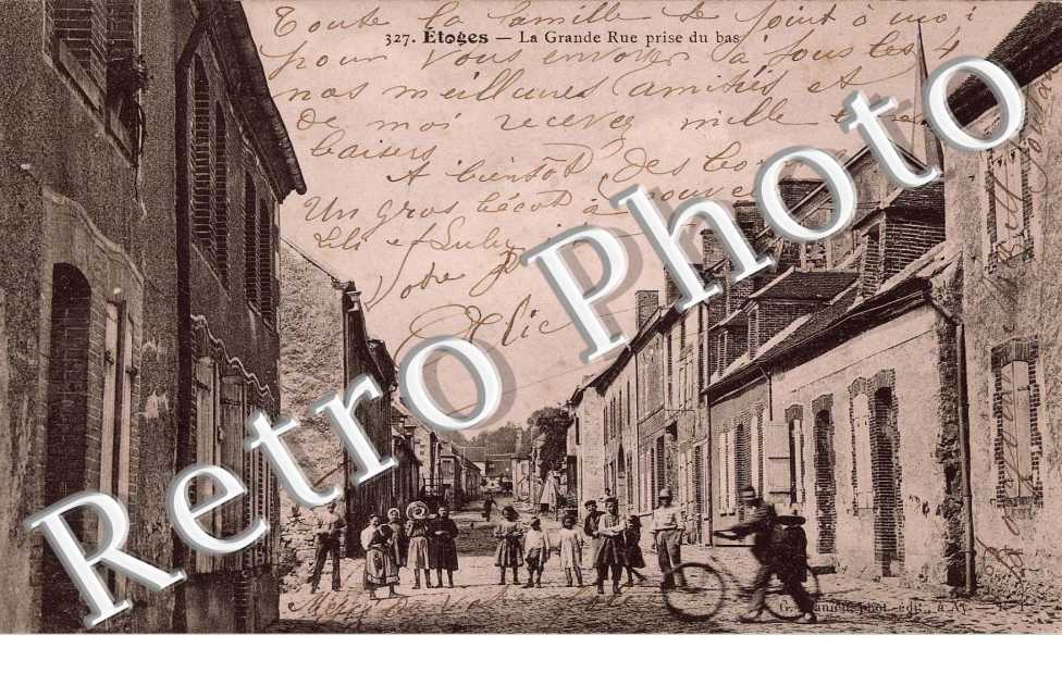 La grande rue prise du bas