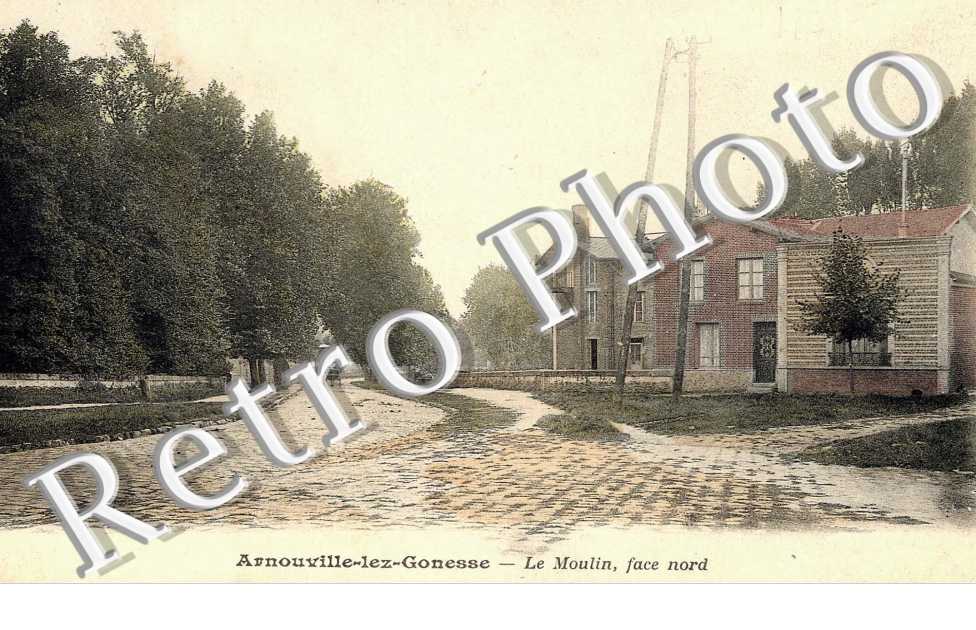 LE MOULIN, FACE NORD