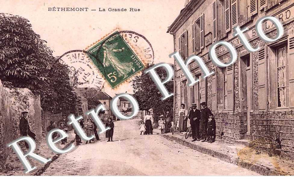 LA GRANDE RUE