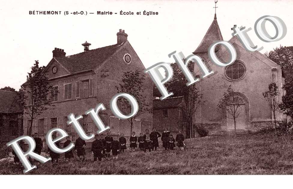 MAIRIE ECOLE ET EGLISE