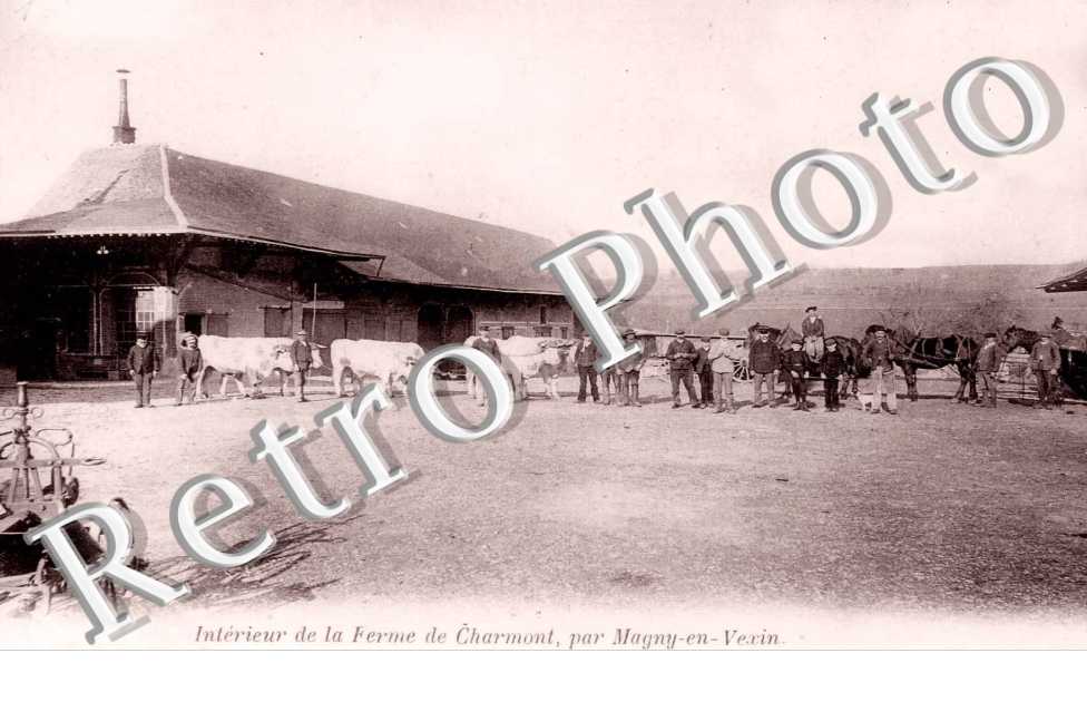 INTERIEUR DE LA FERME DE CHARMONT