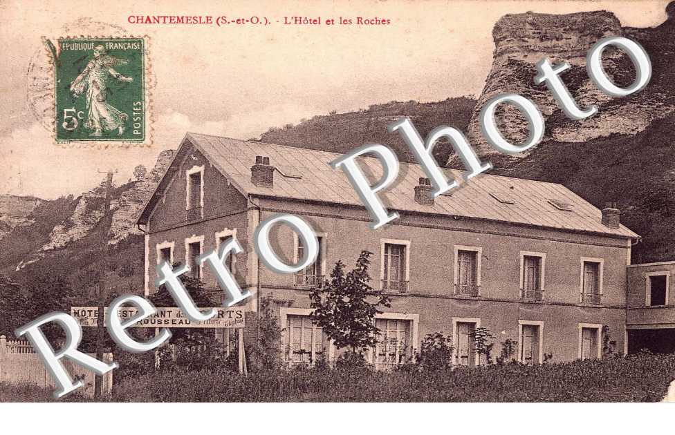 L'HOTEL ET LES ROCHES