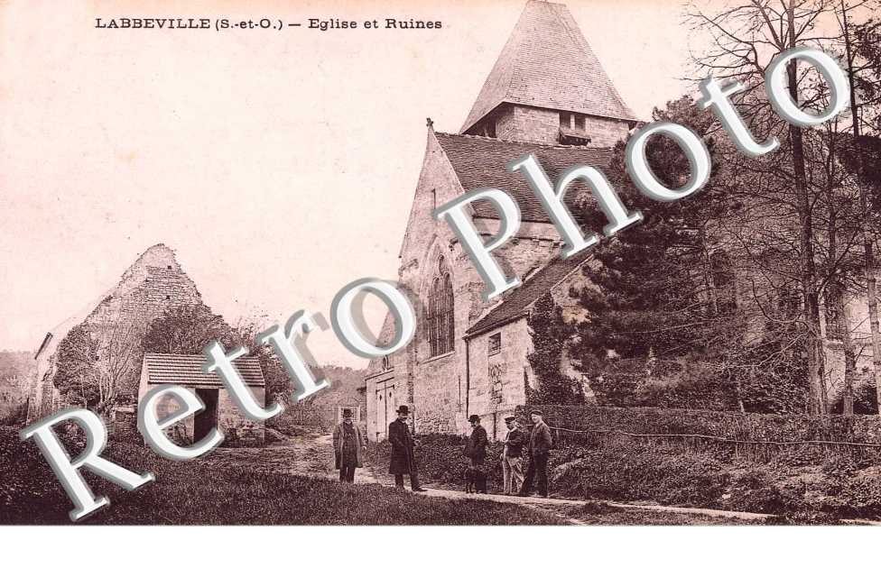 eglise et ruines