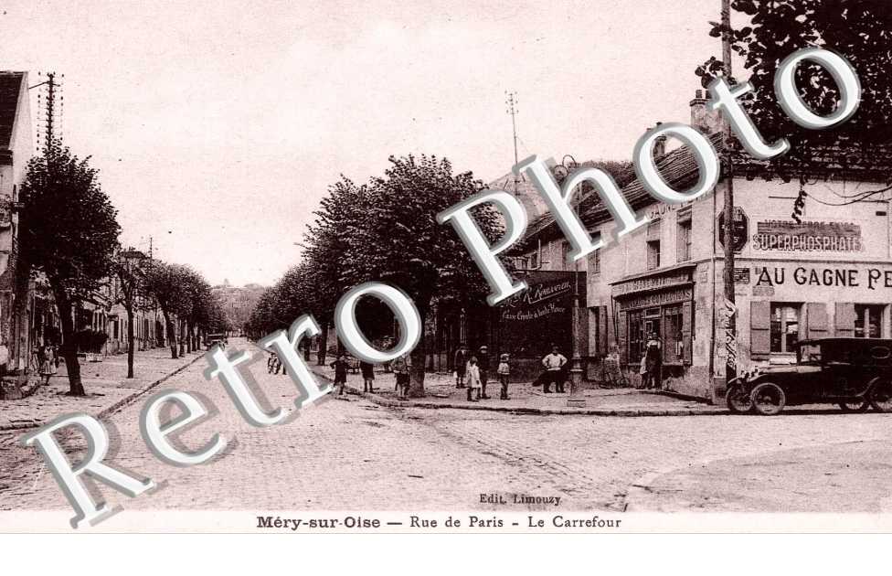 Rue de Paris - Le carrefour