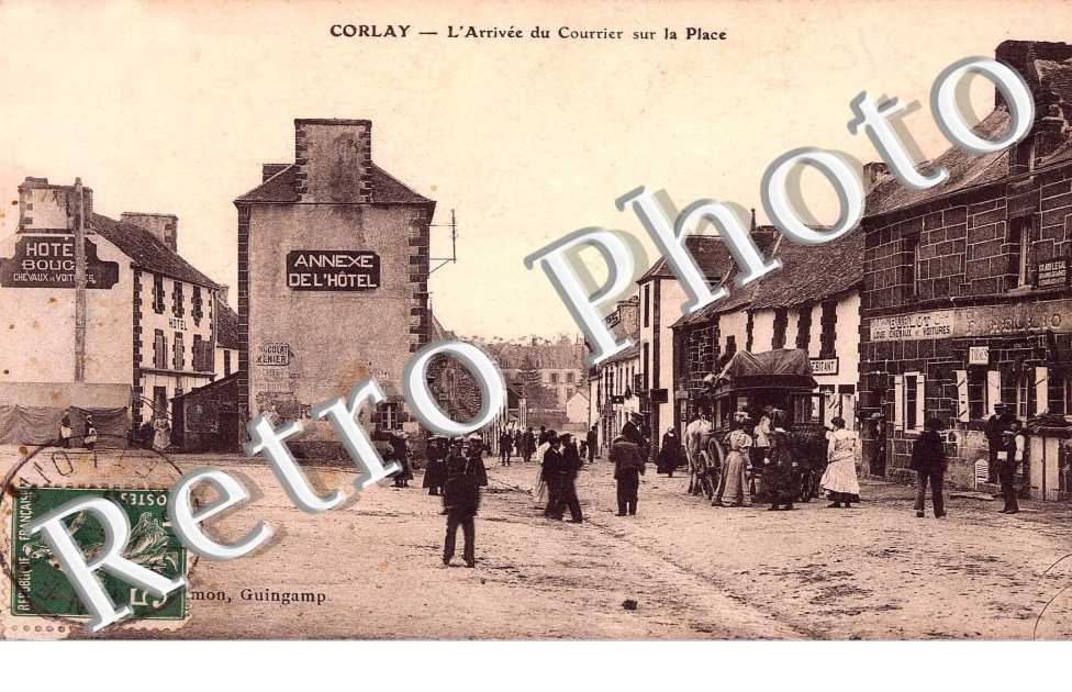 Arrivee du Courrier sur la Place