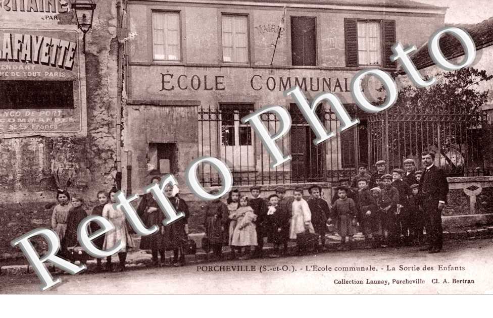 L'école communale - La sortie des enfants