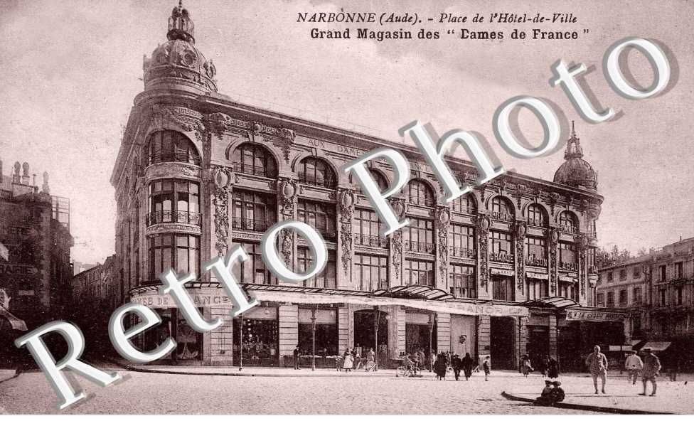 PLACE DE L'HOTEL DE VILLE