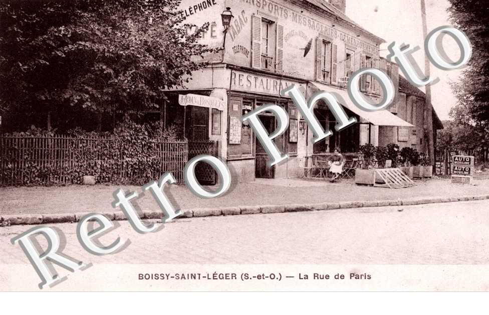 LA RUE DE PARIS