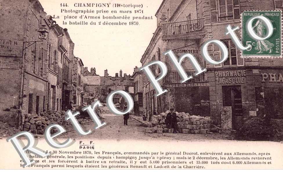 Place d'Armes bombardee pendant bataille 2 Photographie Mars 1871