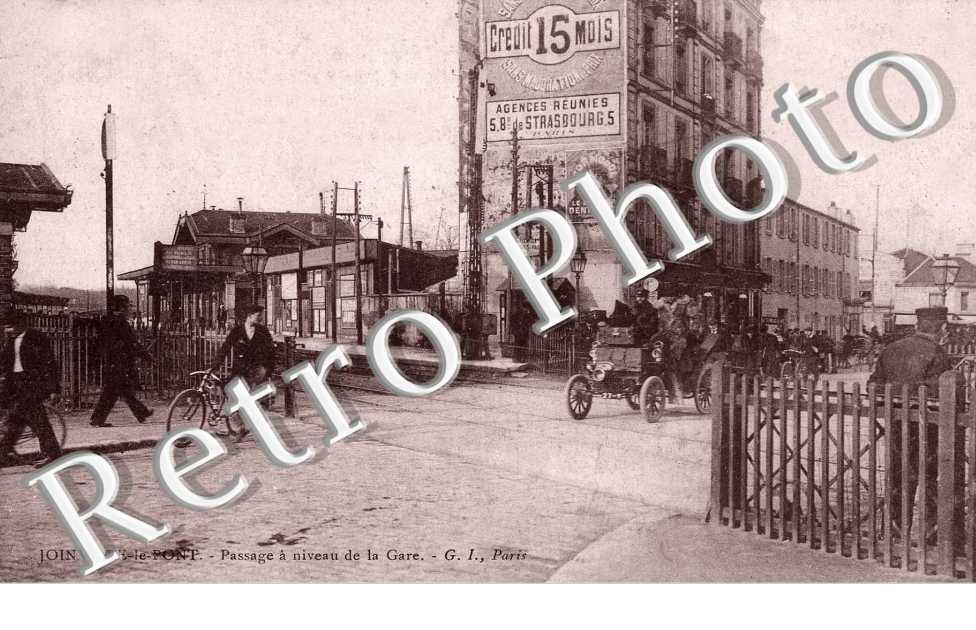 passage à niveau de la gare