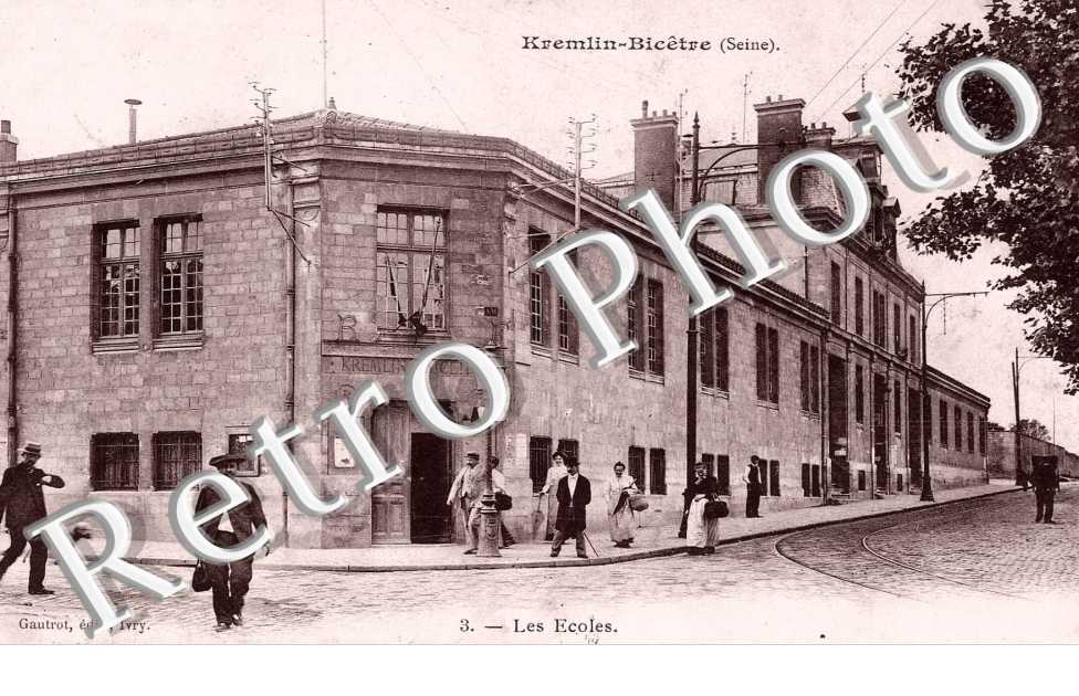 Les Ecoles