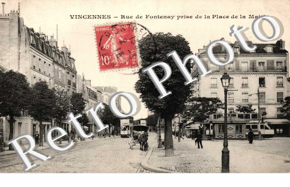 Rue de Fontenay prise de la place de la Mairie