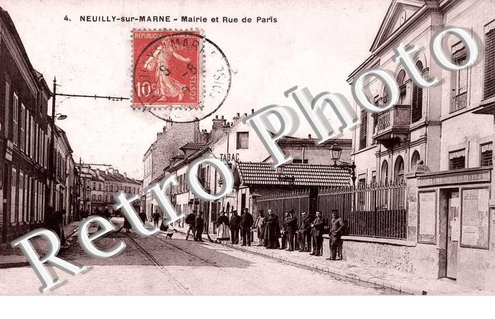 mairie et rue de Paris