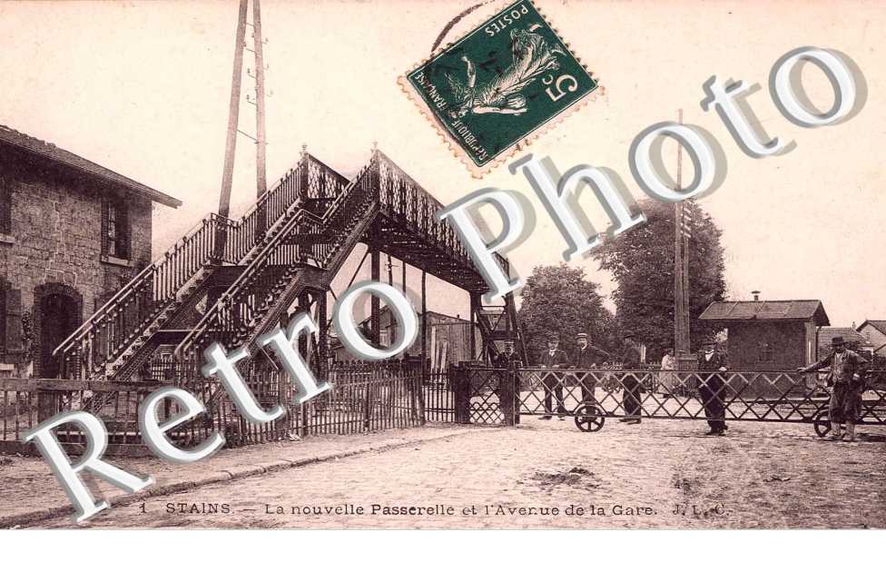 la nouvelle passerelle et l'avenue de la gare