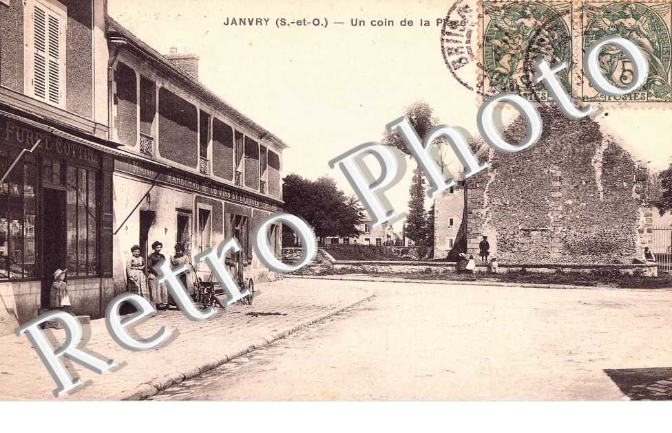 UN COIN DE LA PLACE
