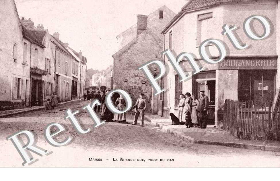 la grande rue prise du bas